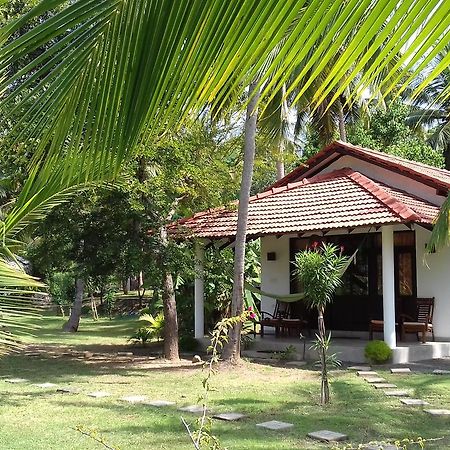 Chillenjoy Cabanas & Restaurant Tangalle Eksteriør billede