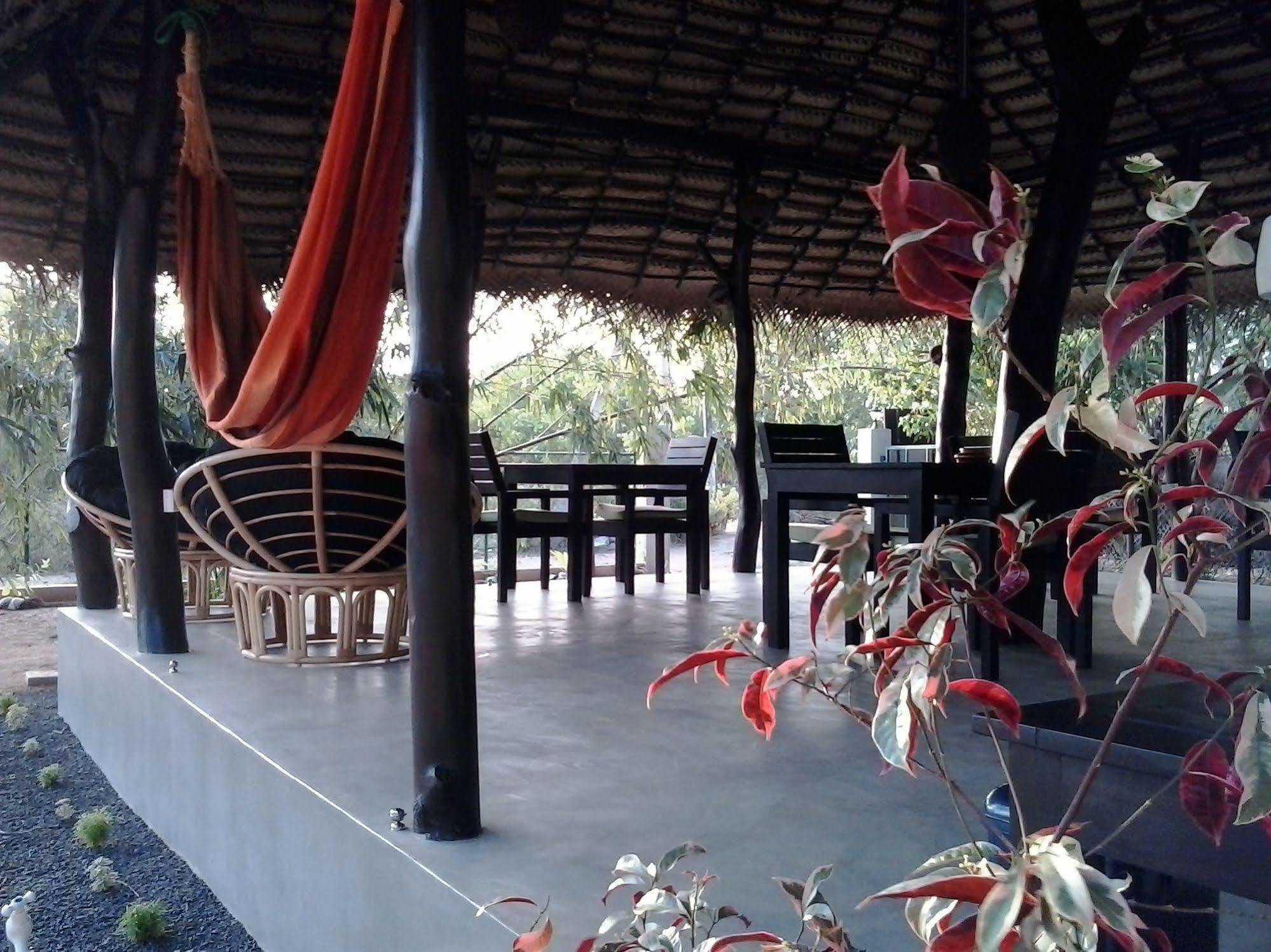 Chillenjoy Cabanas & Restaurant Tangalle Eksteriør billede