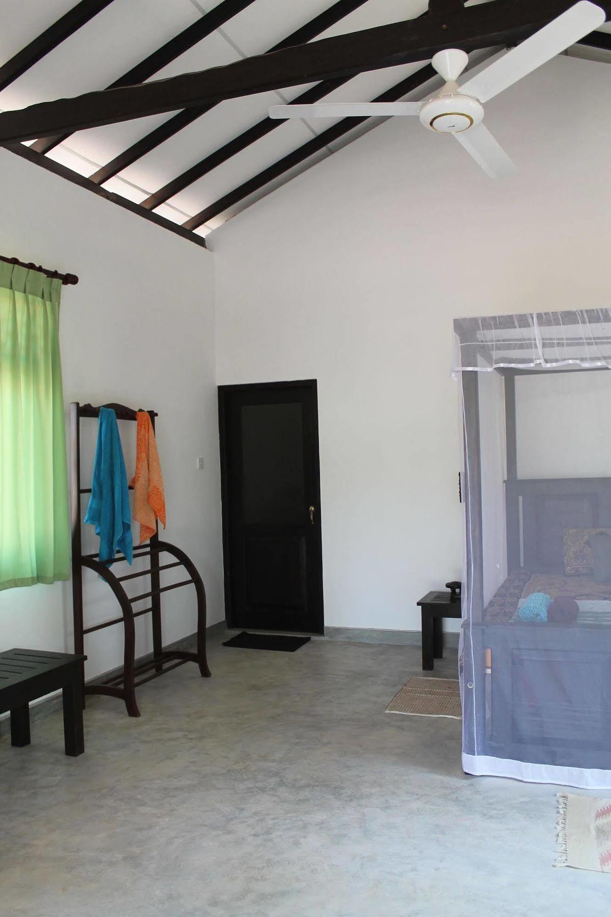 Chillenjoy Cabanas & Restaurant Tangalle Eksteriør billede